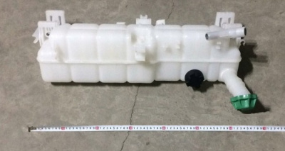 фото бачок расширительный (на 5490) / импорт 5490-9405010003 