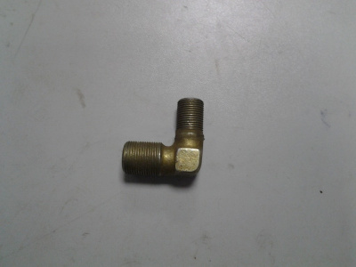 купить Угольник (М18*М22)